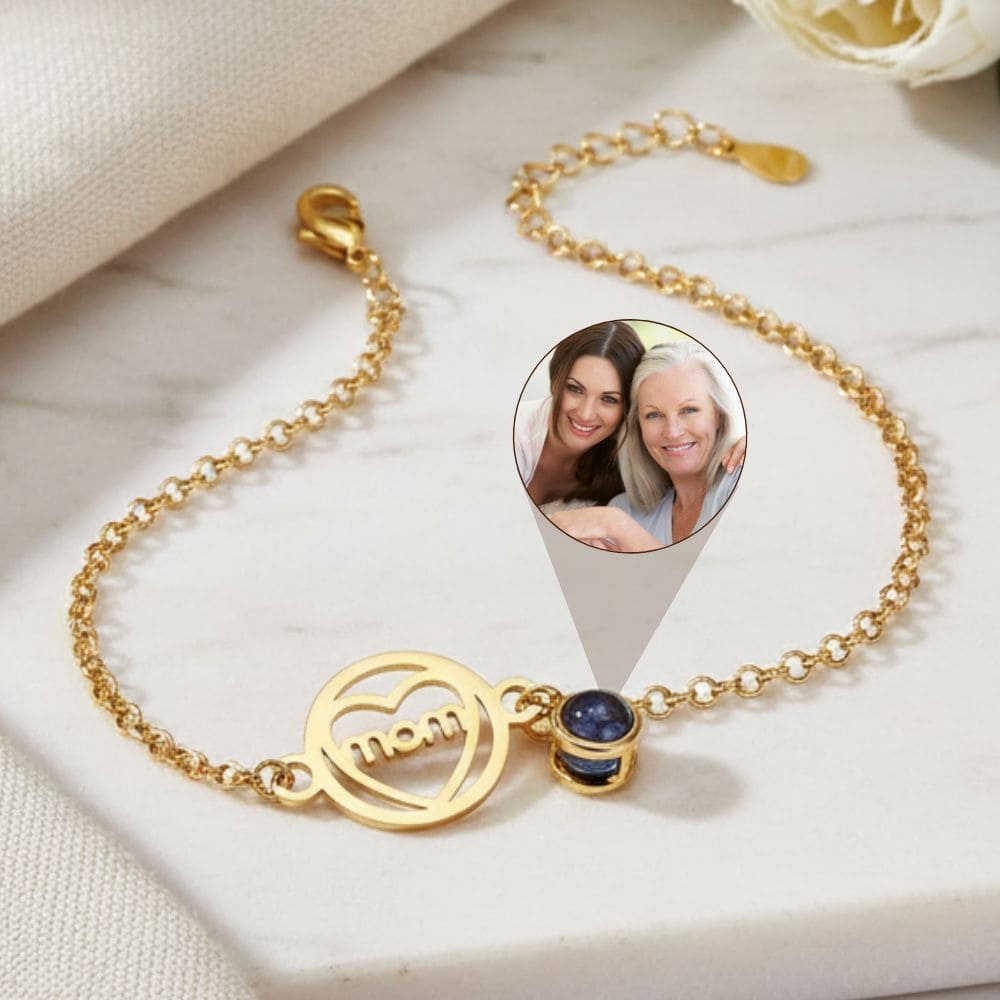 Mom Heart Projection Bracelet