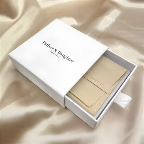 Emerald Echo Necklace