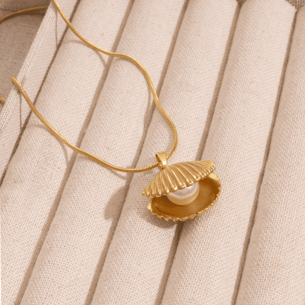 Golden Shell Pearl Necklace