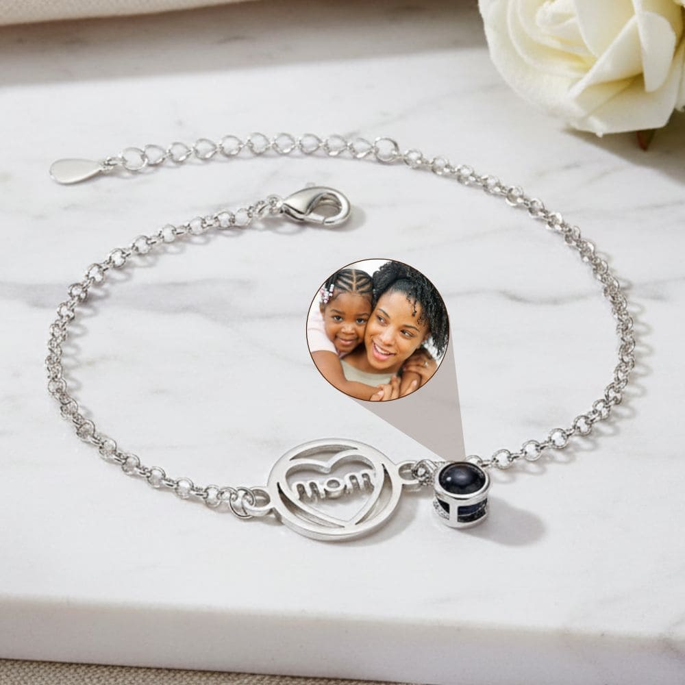 Mom Heart Projection Bracelet