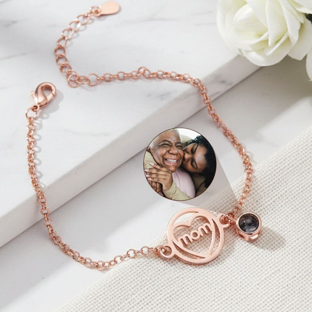 Mom Heart Projection Bracelet