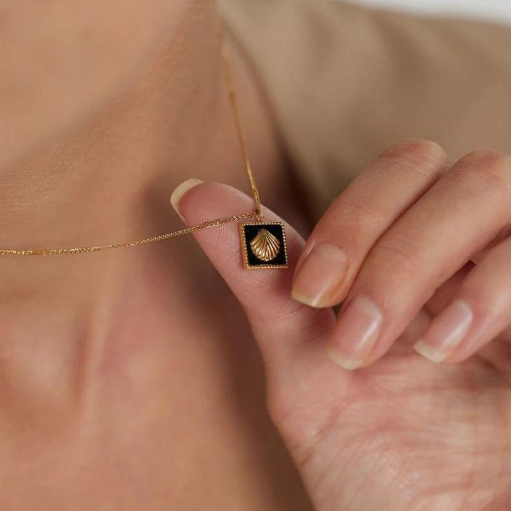 Maris Shell Necklace - Father and Daughter Jewelry