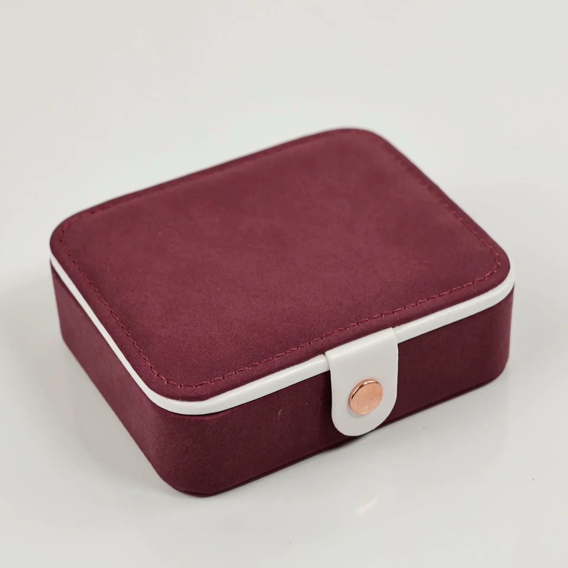 Velvet Travel Jewellery Case with Mirror Red