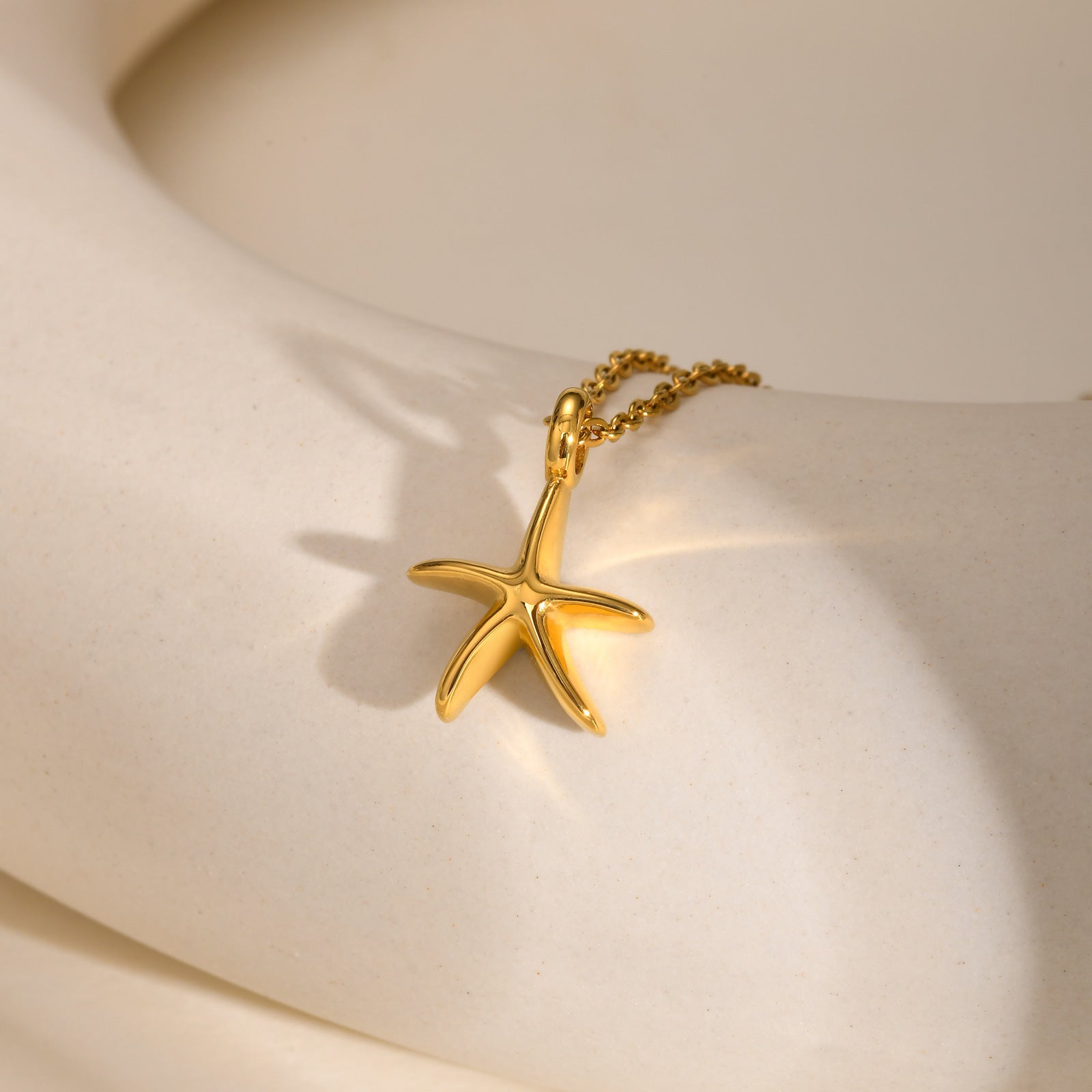 Starfish Pendant Necklace