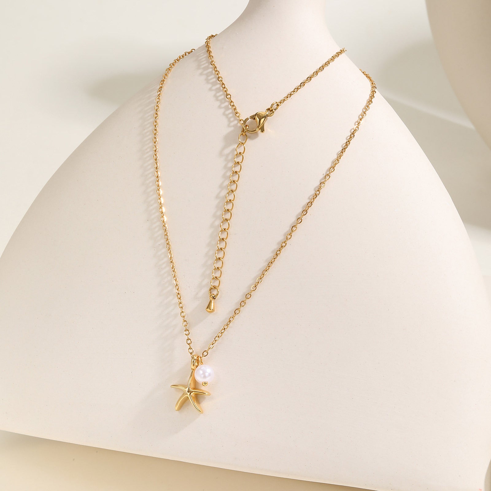 Starfish Pearl Pendant Necklace