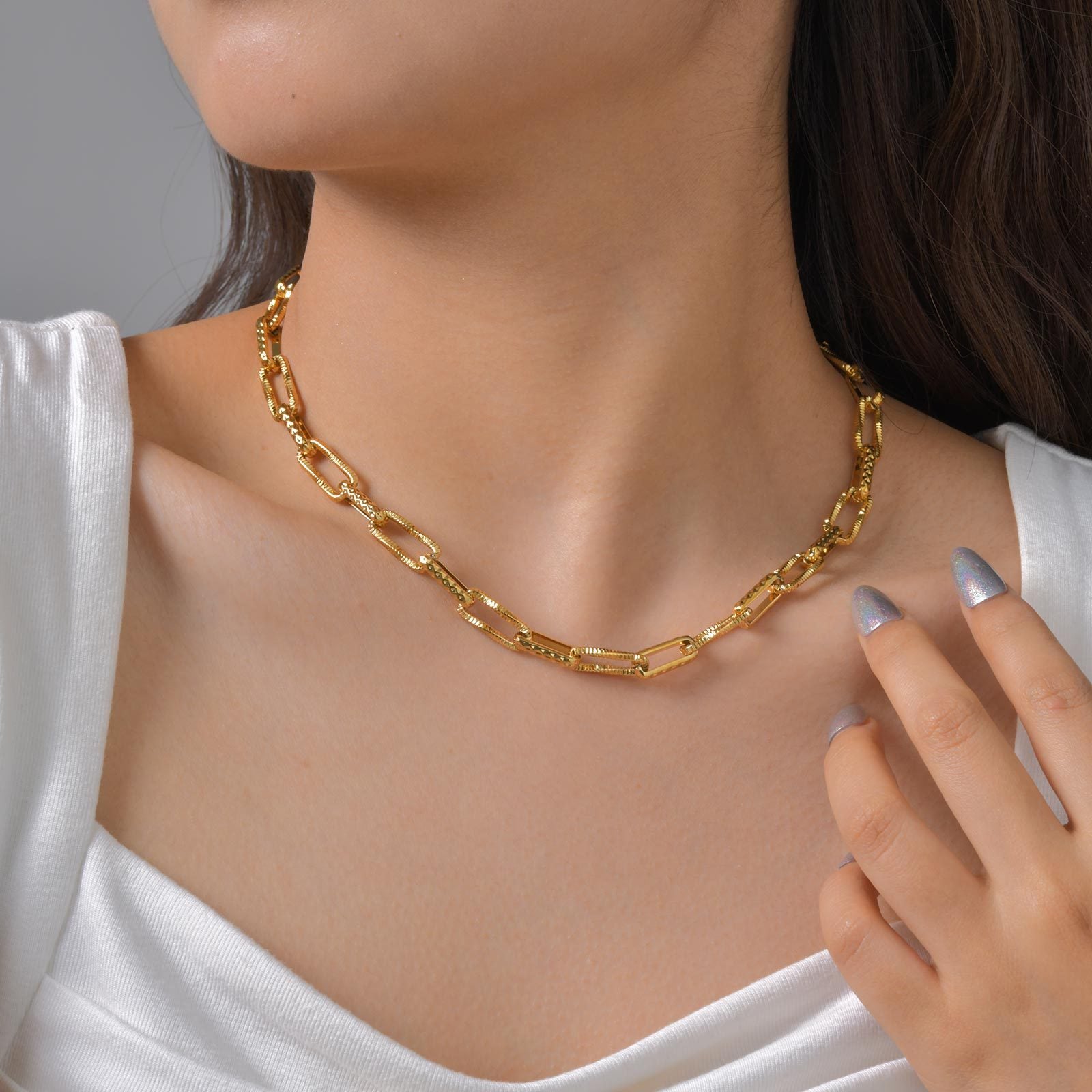 Textured Link Necklace