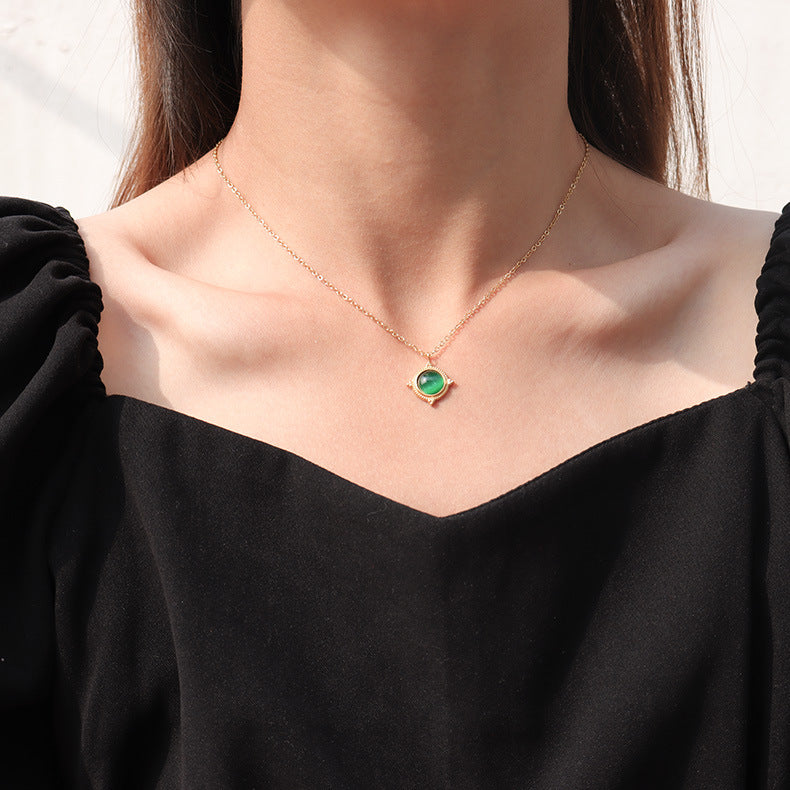 Green Gaze Necklace