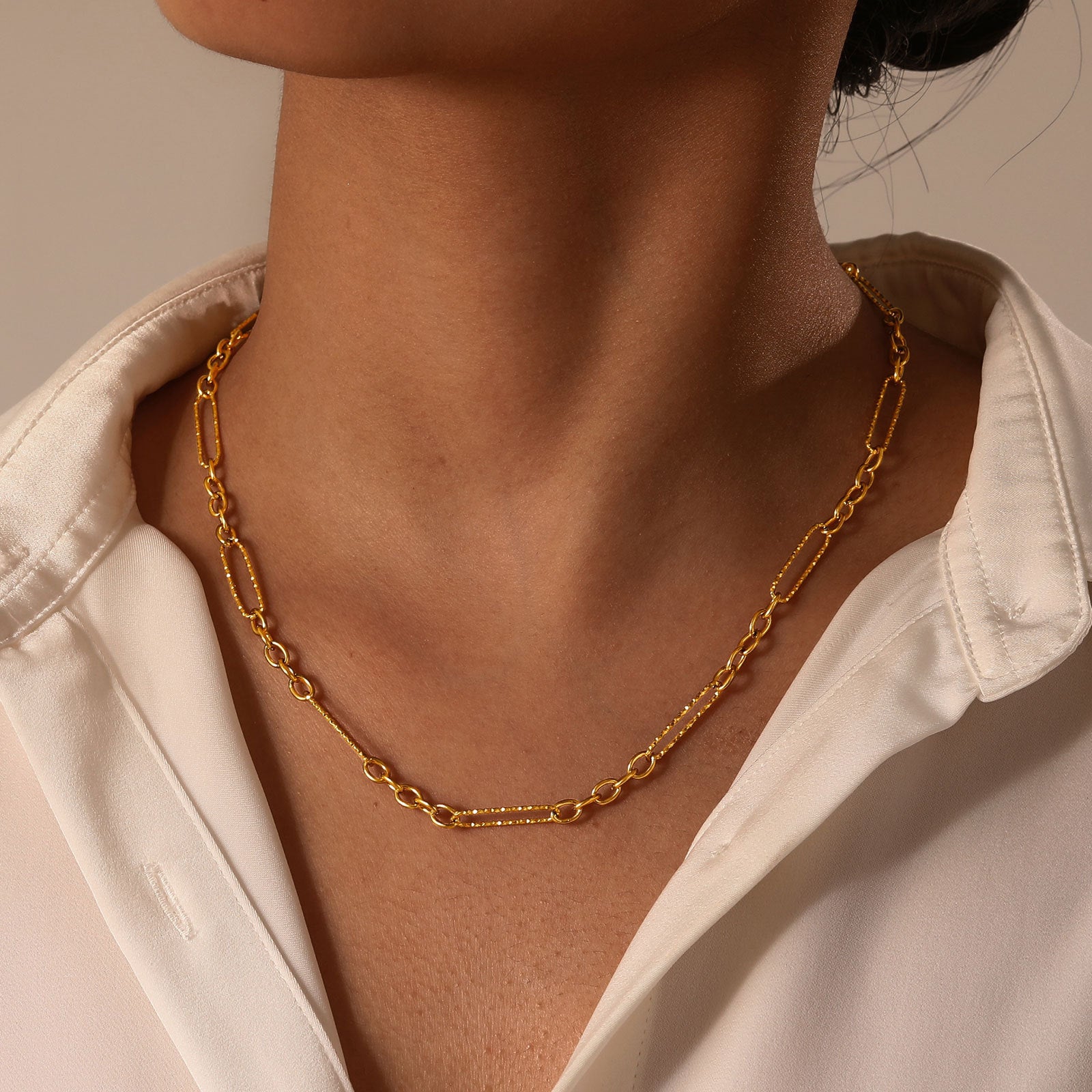 Textured Chain Necklace