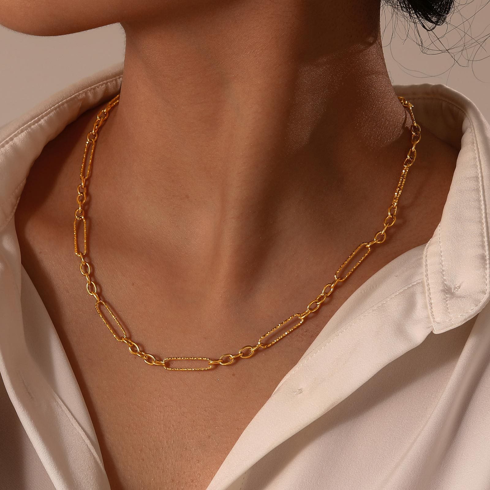 Textured Chain Necklace