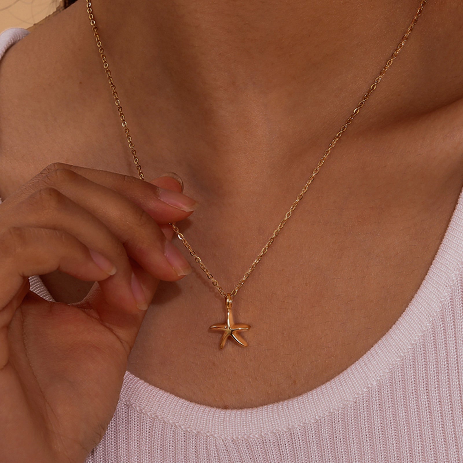 Starfish Pendant Necklace