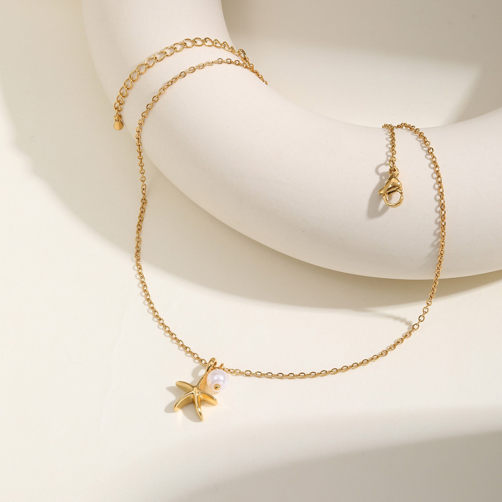 Starfish Pearl Pendant Necklace