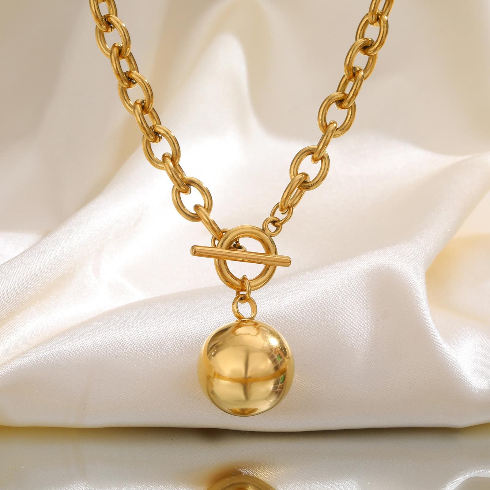 Chunky Chain Ball Necklace