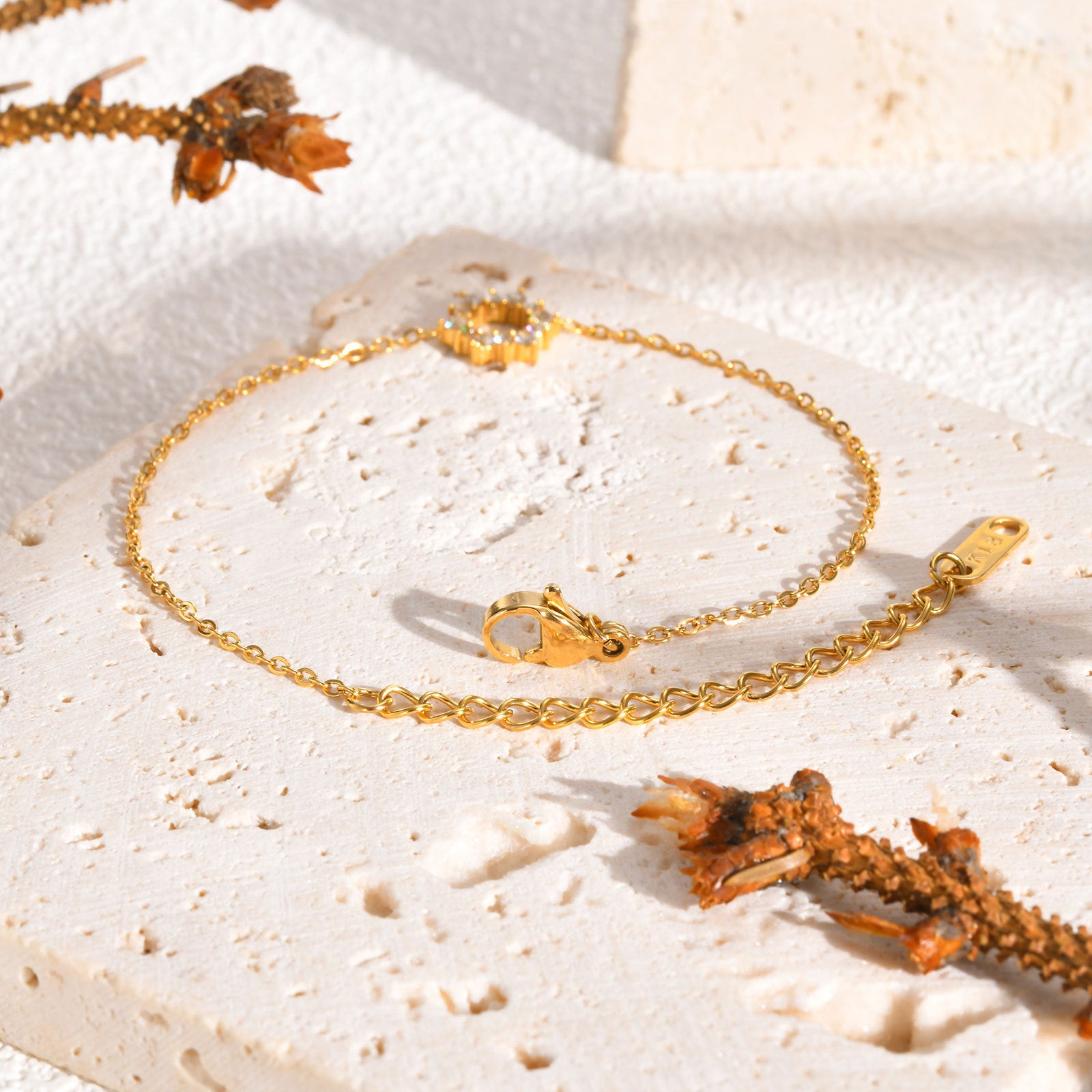 Zircon Circle Chain Bracelet