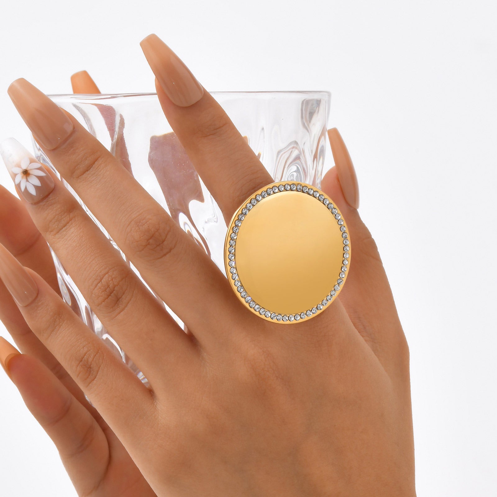 Round Statement Ring