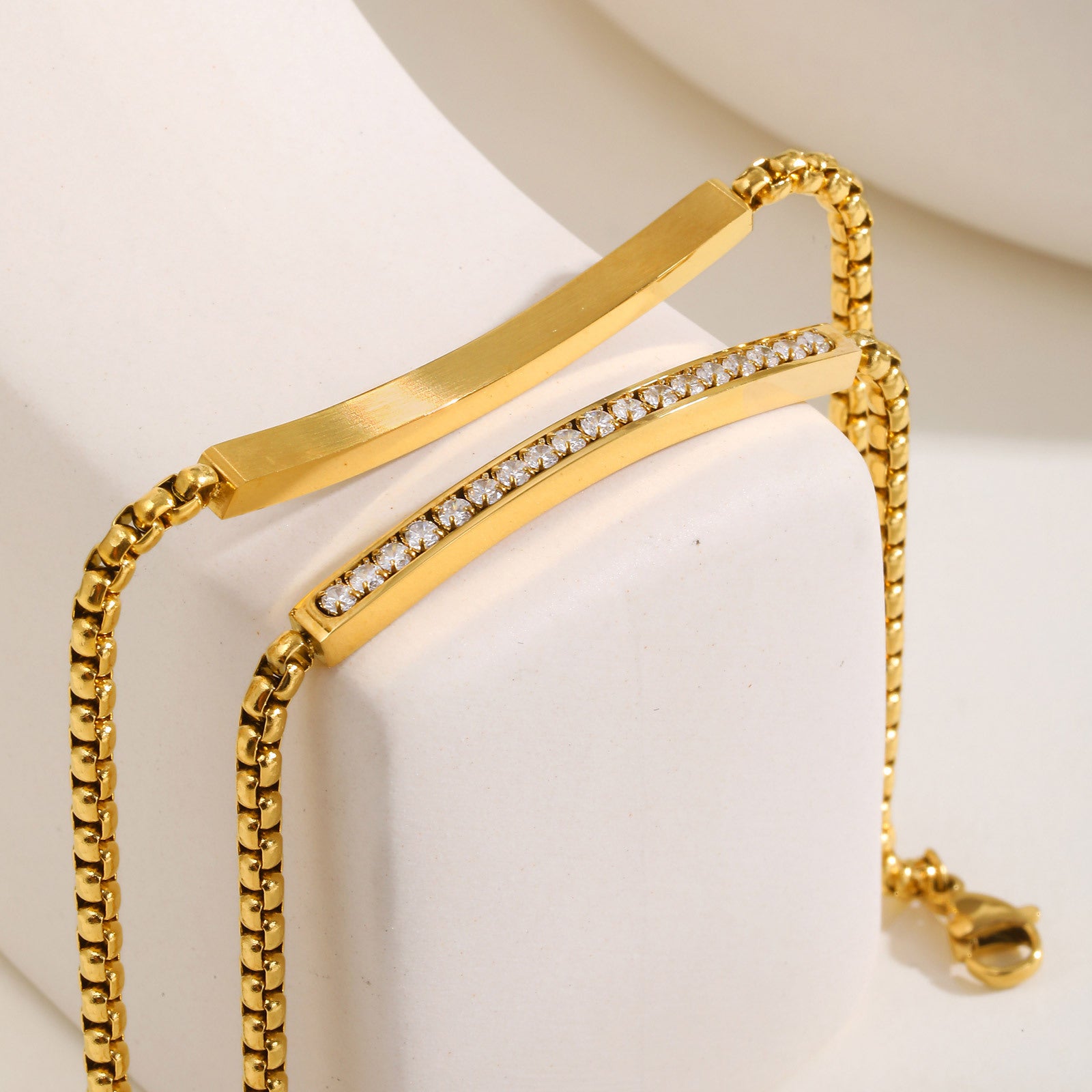 Zircon Bar Chain Bracelet