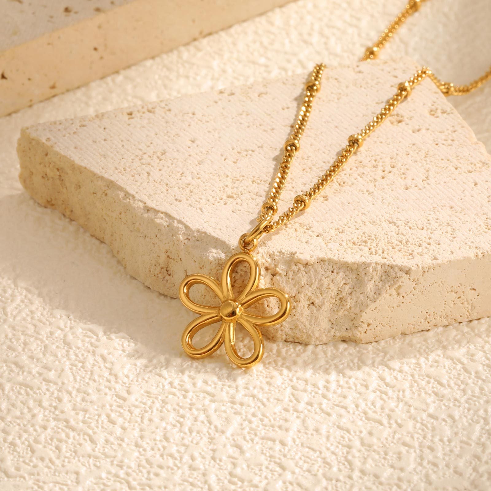 Flower Pendant Necklace