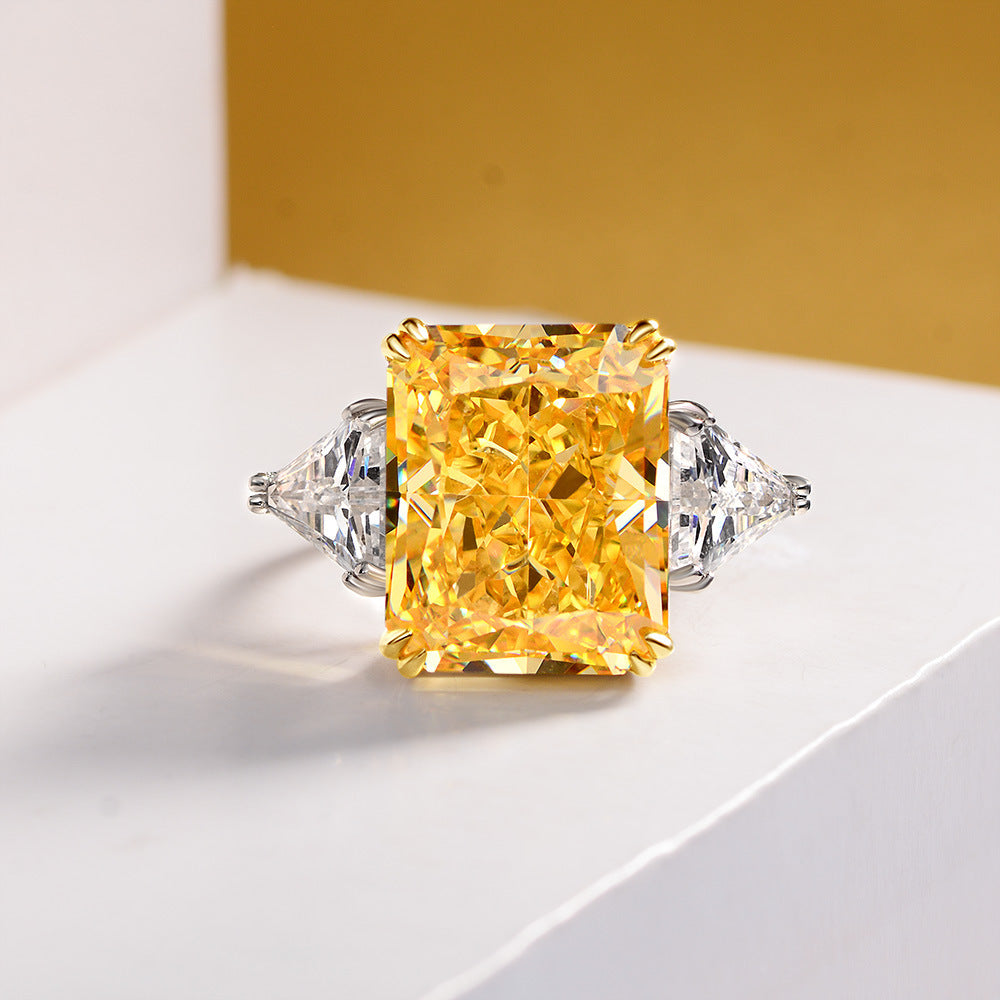 Aurora Majesty Silver Ring