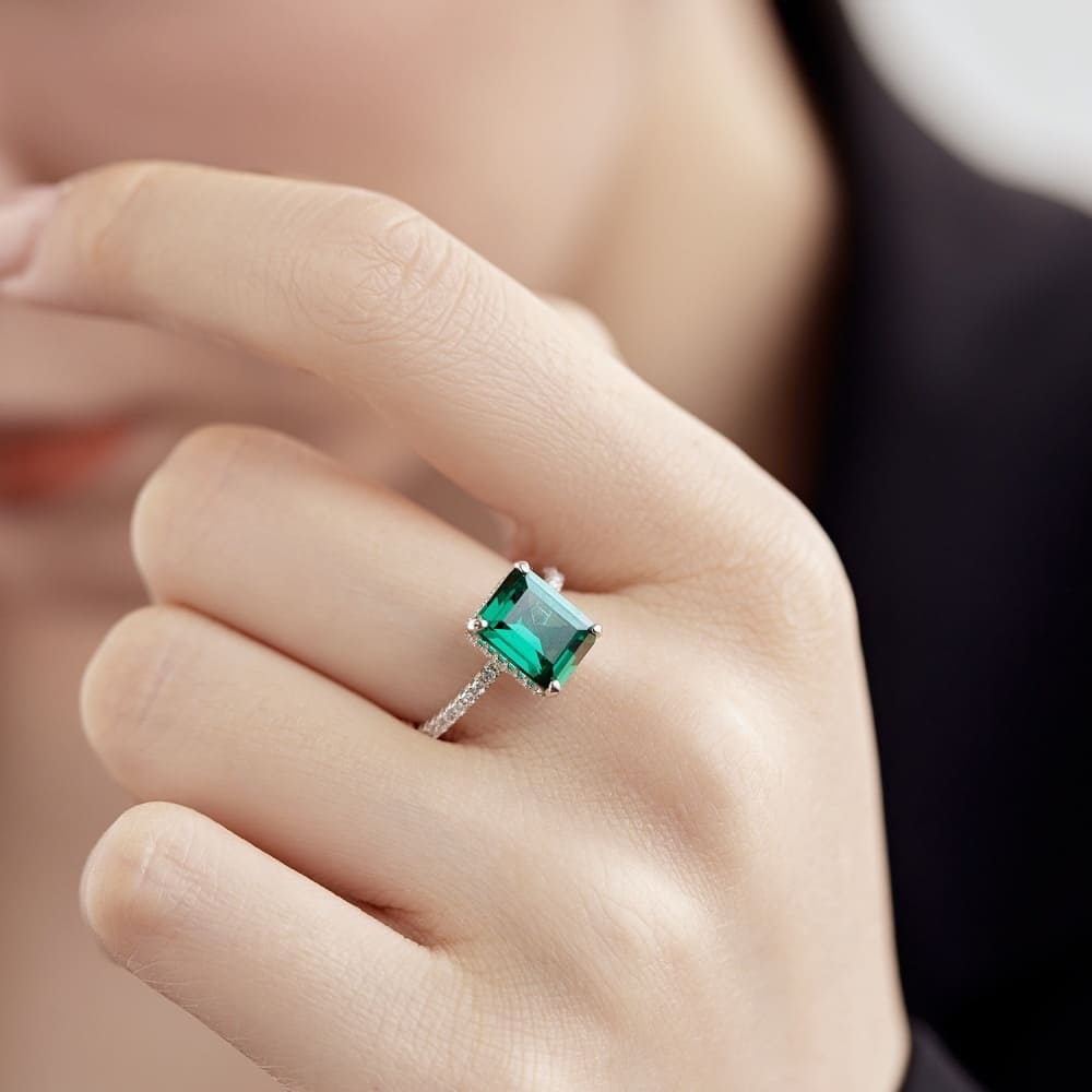 Imperial Gleam Silver Ring