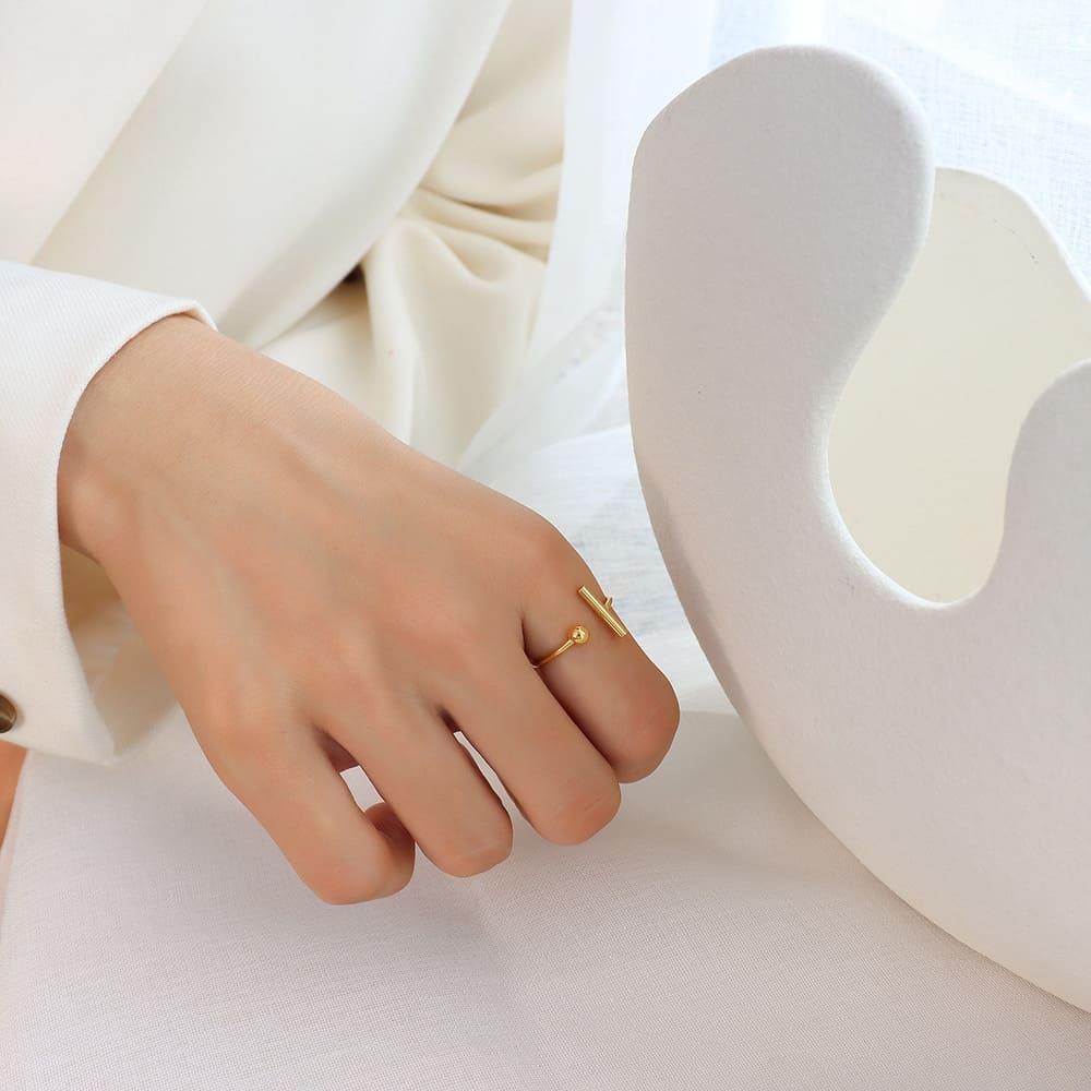 Orbit & Line Minimalist Ring