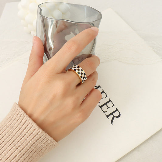 Checkmate Bold Ring