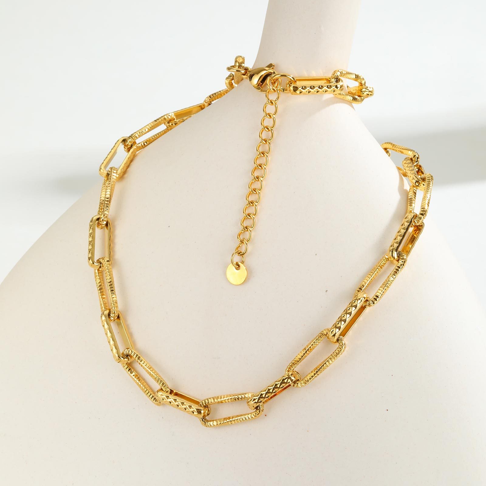 Textured Link Necklace