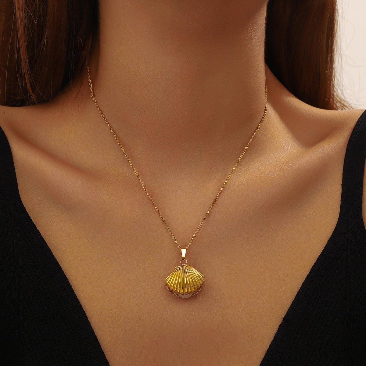 Golden Shell Pearl Necklace