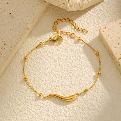 Curved Chili Bracelet