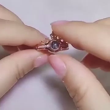 Crown Projection Ring (Resizable)